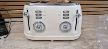 EGL RETRO 4 SLICE TOASTER - CREAM