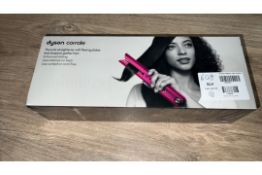 DYSON CORRALE HAIR STRAIGHTENER BLK FCHS