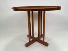 Round Dining Table with Solid Wooden Frame