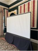 Projector Screen
