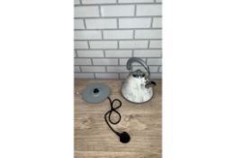 EGL CLASSIC PYRAMID KETTLE - MARBLE