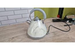 EGL CLASSIC PYRAMID KETTLE - MARBLE