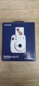 FUJIFILM INSTAX MINI 11 INSTANT CAMERA