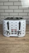 EGL HEARTS 4 SLICE TOASTER