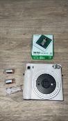 FUJIFILM INSTAX SQUARE SQ1 INSTANT CAMER