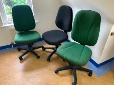 Set of 3 Upholstered Mobile Office Chairs