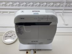 Epson EB-570 Projector