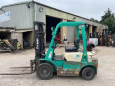 2004, Artisan 2.5 Ton Gas Forklift