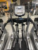 True Fitness Cross Trainer