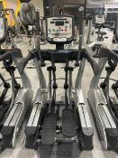 True Fitness Cross Trainer