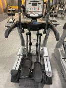True Fitness Cross Trainer
