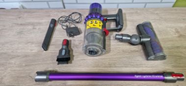 DYSON CYCLONE V10 ANIMAL CORD FREE