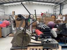 Glidex 600 Techno Gym Cross Trainer