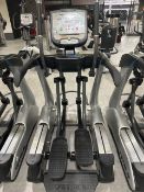True Fitness Cross Trainer