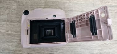 FUJIFILM INSTAX MINI 11 INSTANT CAMERA