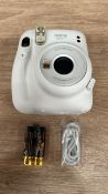 FUJIFILM INSTAX MINI 11 INSTANT CAMERA