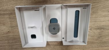 FITBIT VERSA 4 WATERFALL BLUE PLATINUM