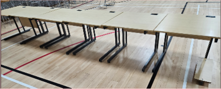 1 x Computer Table 800 x 800