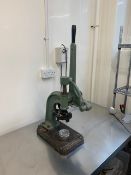 John Hunt Pie Machine