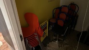 Approximately 20 x chairs