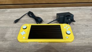 NINTENDO SWITCH LITE CONSOLE - YELLOW