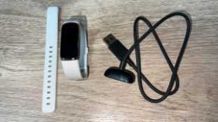 FITBIT LUXE SOFT GOLD WHITE