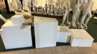 Display cubes