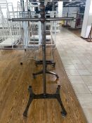 Adjustable T-Bar Display