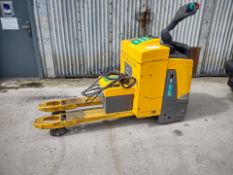 JUNGHEINRICH, ERE120 Ride Pallet Truck