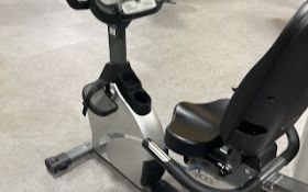 True Fitness 900 Recumbant Bike