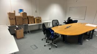 Contents Of Oxford Room