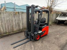 2015 Linde E12-02 Forklift