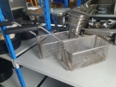 Valentine Fryer Baskets x2