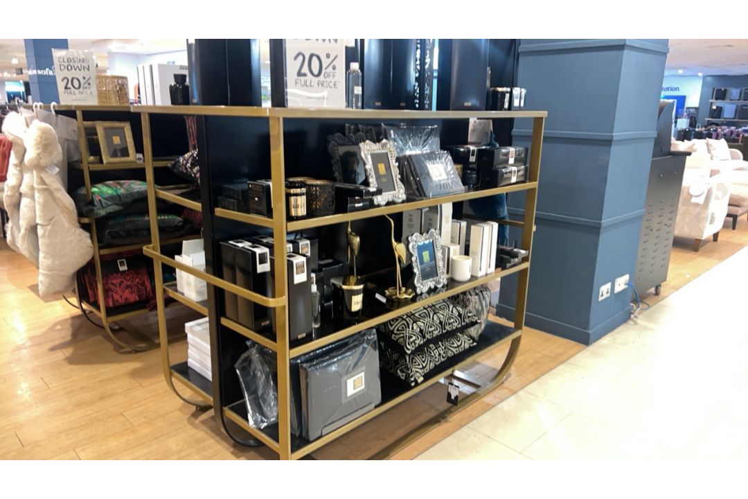 Quantity Of Display Units - Image 1 of 3