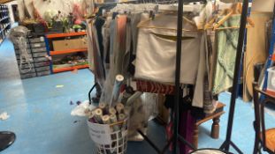 Rails Of Cushion Covers & Wallpaper x2