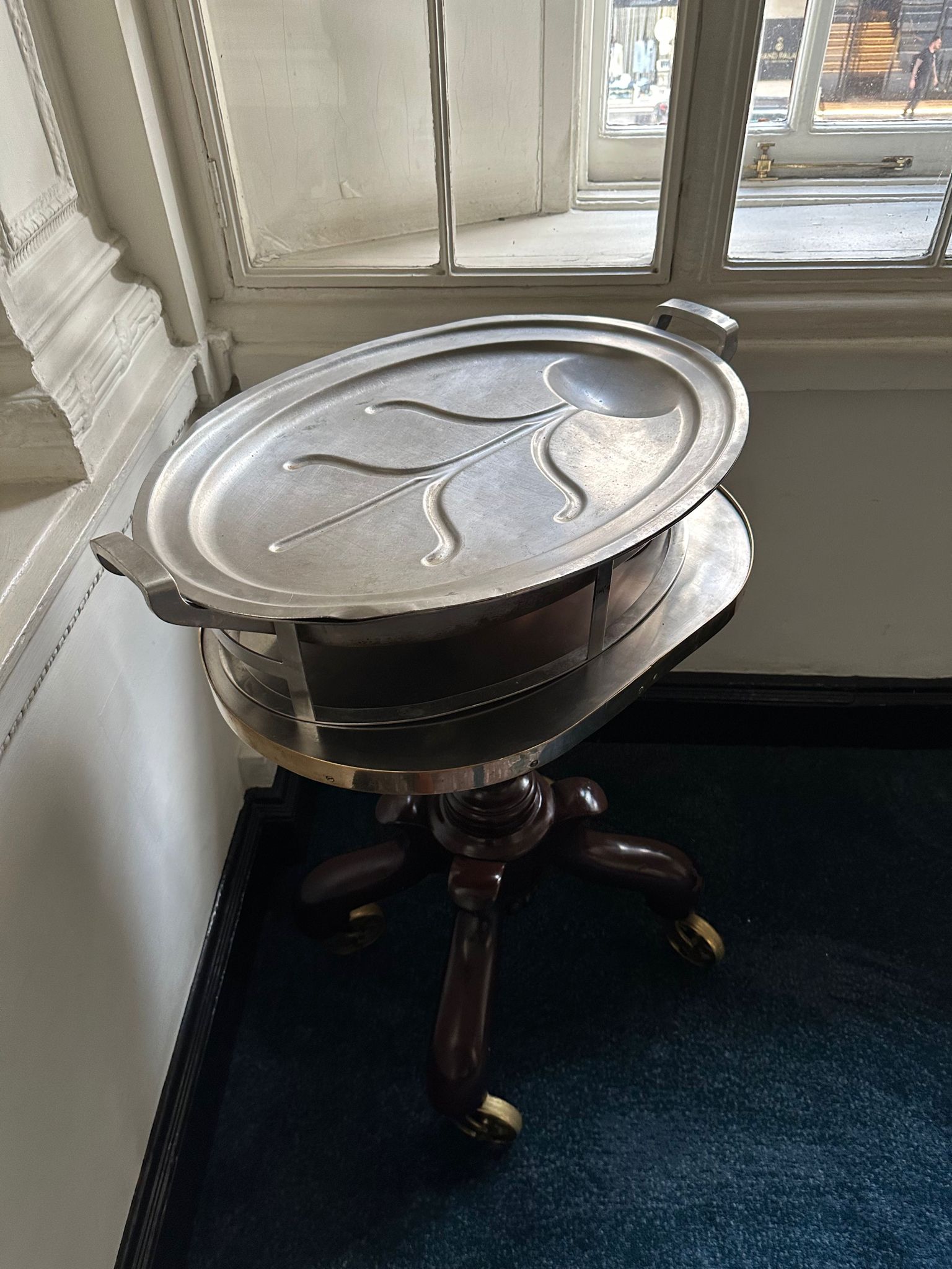 Mahogany Meat Carving Unit With Silver Plated Lid And Stand. Mahogany Baluster Frame On Brass Caster - Image 2 of 4