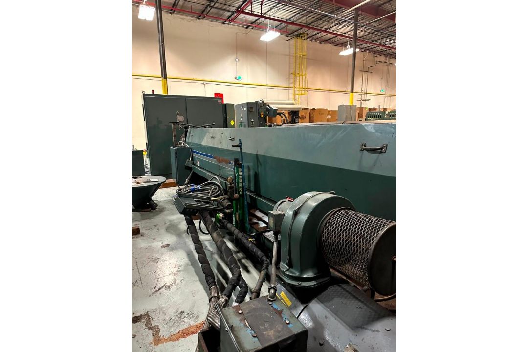 DAVIS STANDARD EXTRUDER, 165MM SCREW DIAMETER, 30"1 L/D RATIO MODEL NUMBER 165MM 6070TH - Image 5 of 9
