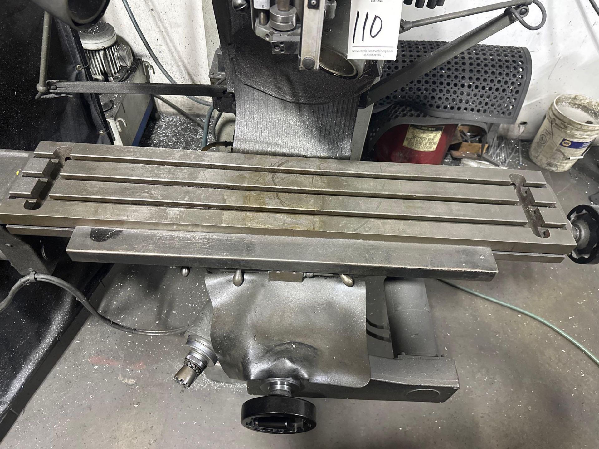 BRIDGEPORT KNEE MILL WITH POWER DRAWBAR, DRO - Image 8 of 10
