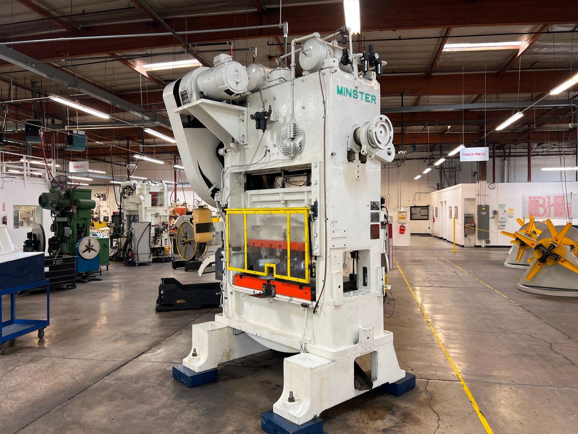 MINSTER P2-100-48 100 TON PRESS, DIPRO 1500, COE FEEDER, SERVO MASTER 3 CONTROL - Image 6 of 32