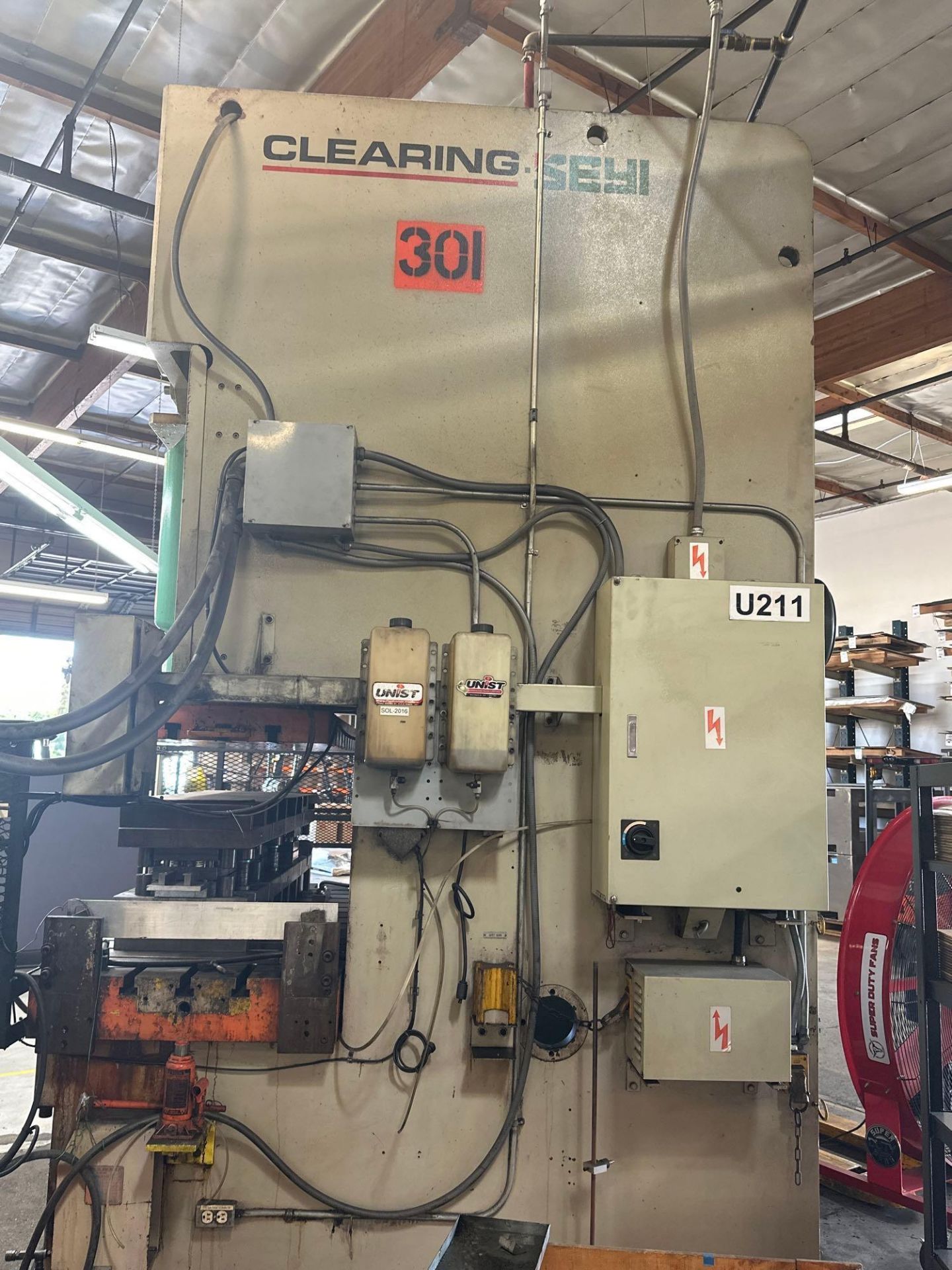 CLEARING SEYI SN2-220 220 TON GAP FRAME DOUBLE CRANK PRESS, COIL STRAIGHTENER & REEL INCLUDED; 1998 - Image 16 of 34