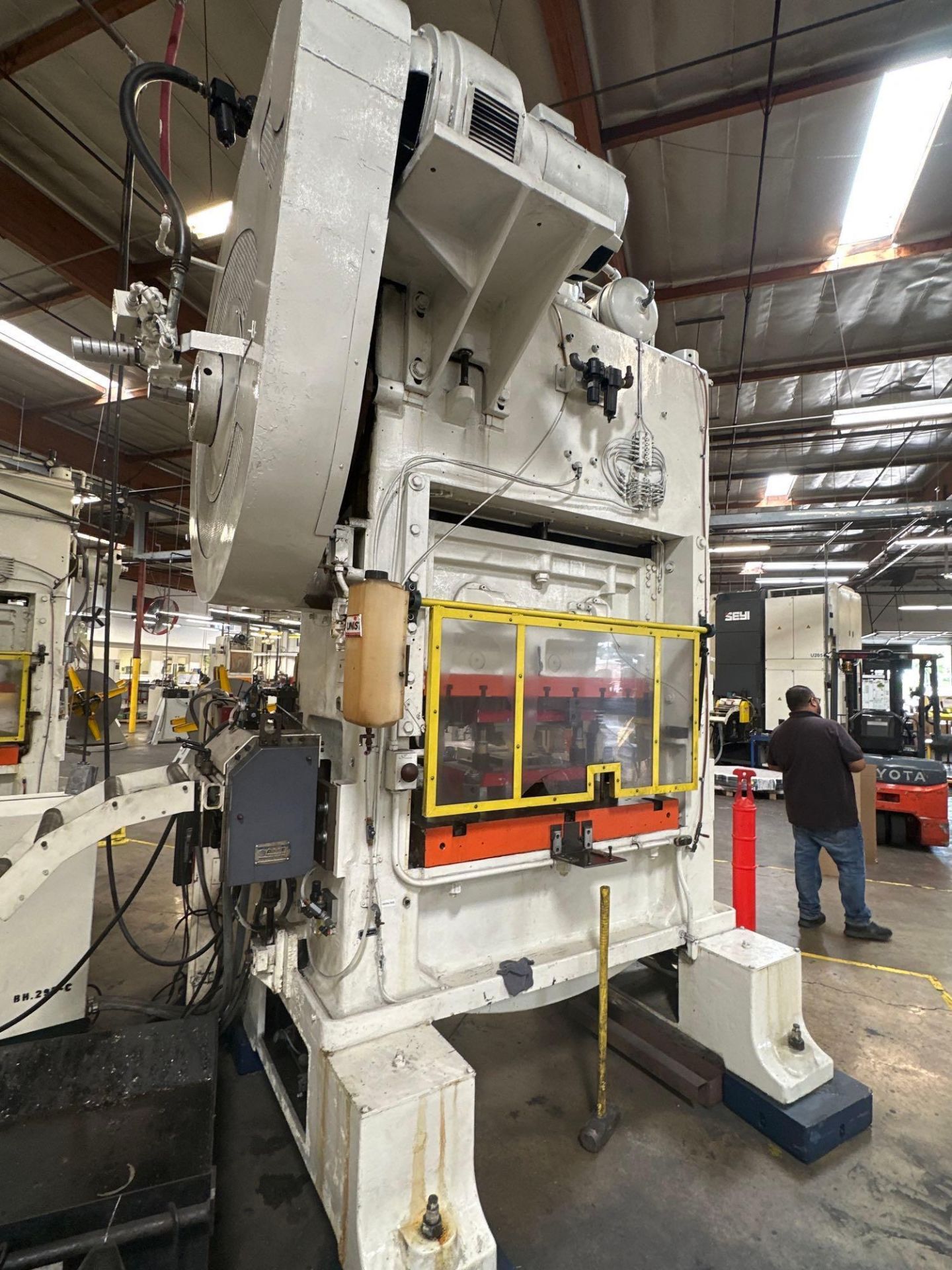 MINSTER P2-100-48 100 TON PRESS, DIPRO 1500, COE FEEDER, SERVO MASTER 3 CONTROL - Image 20 of 32