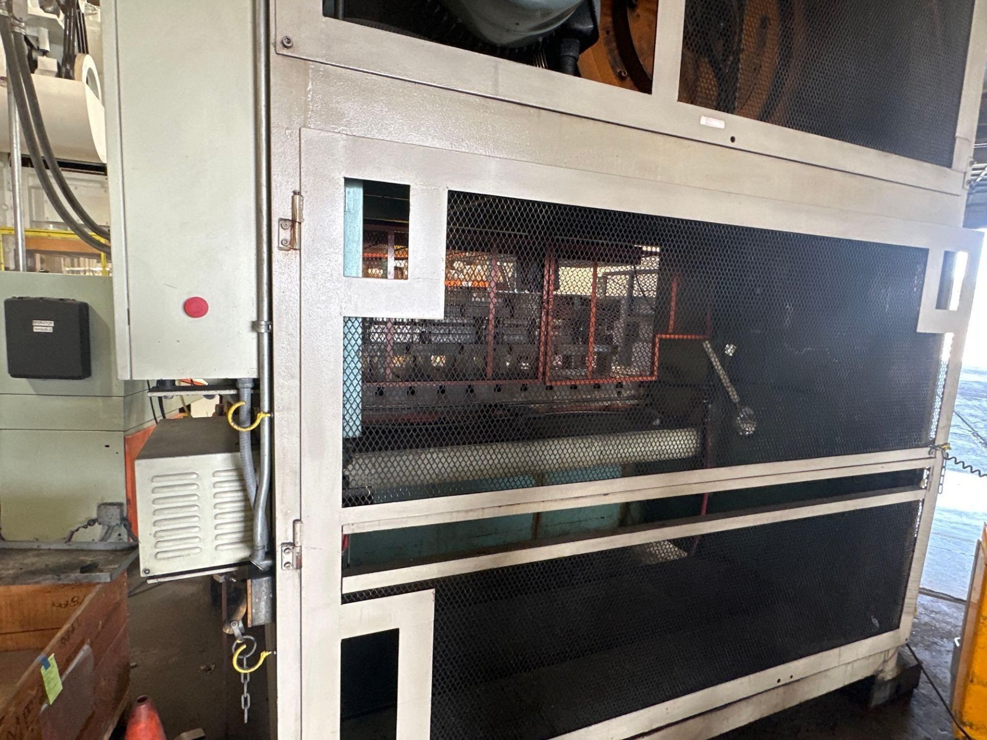 CLEARING SEYI SN2-220 220 TON GAP FRAME DOUBLE CRANK PRESS, COIL STRAIGHTENER & REEL INCLUDED; 1998 - Image 21 of 34