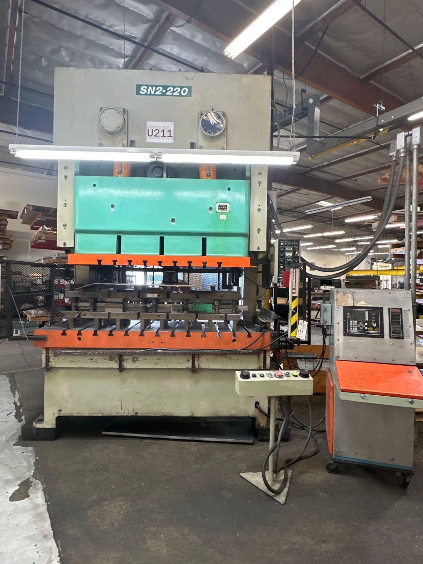 CLEARING SEYI SN2-220 220 TON GAP FRAME DOUBLE CRANK PRESS, COIL STRAIGHTENER & REEL INCLUDED; 1998 - Image 6 of 34