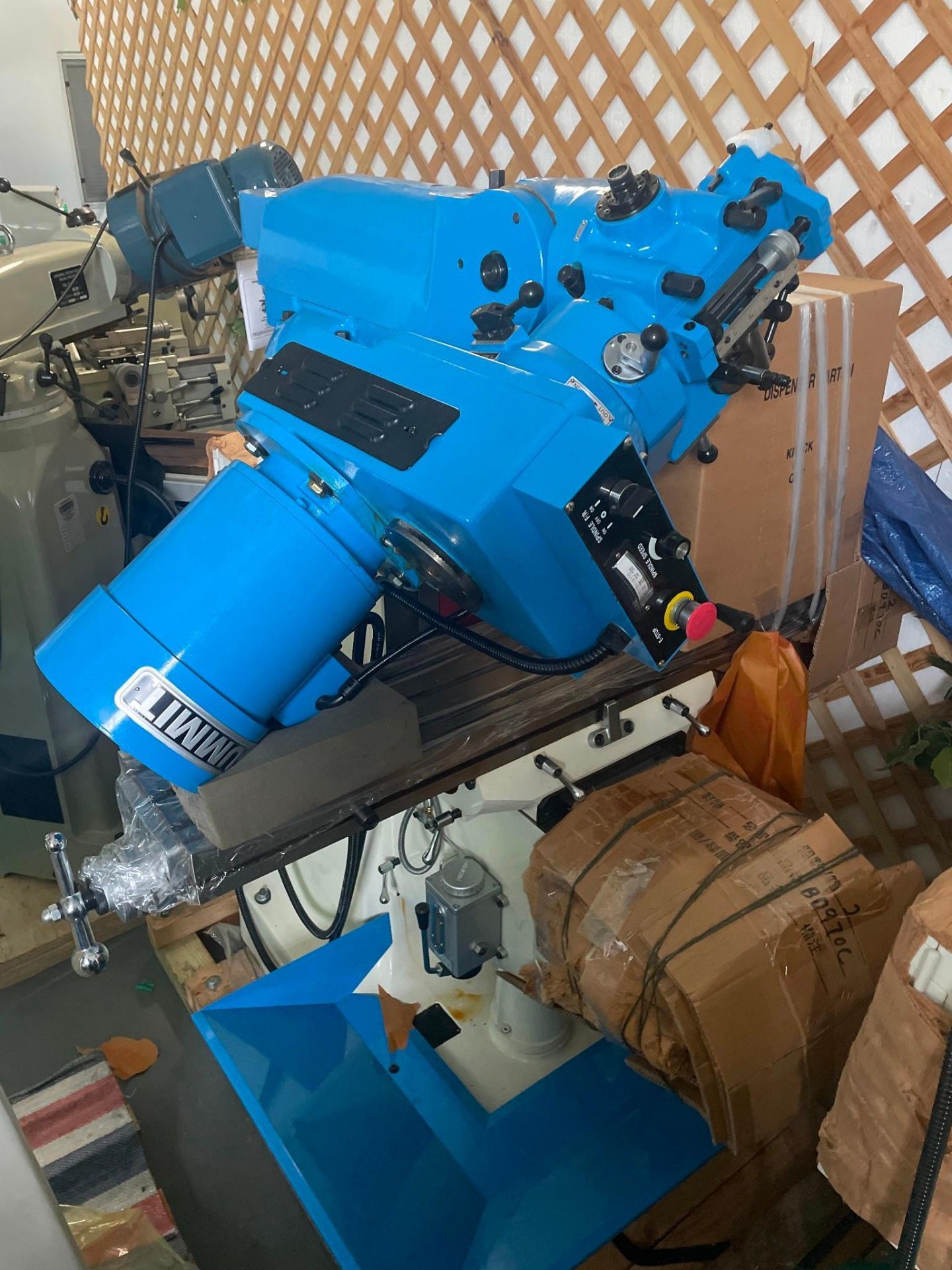 SUMMIT EVS-349B VERTICAL MILL (KNEE MILL 3HP), YEAR 2016 - SN 8956 - Image 2 of 7