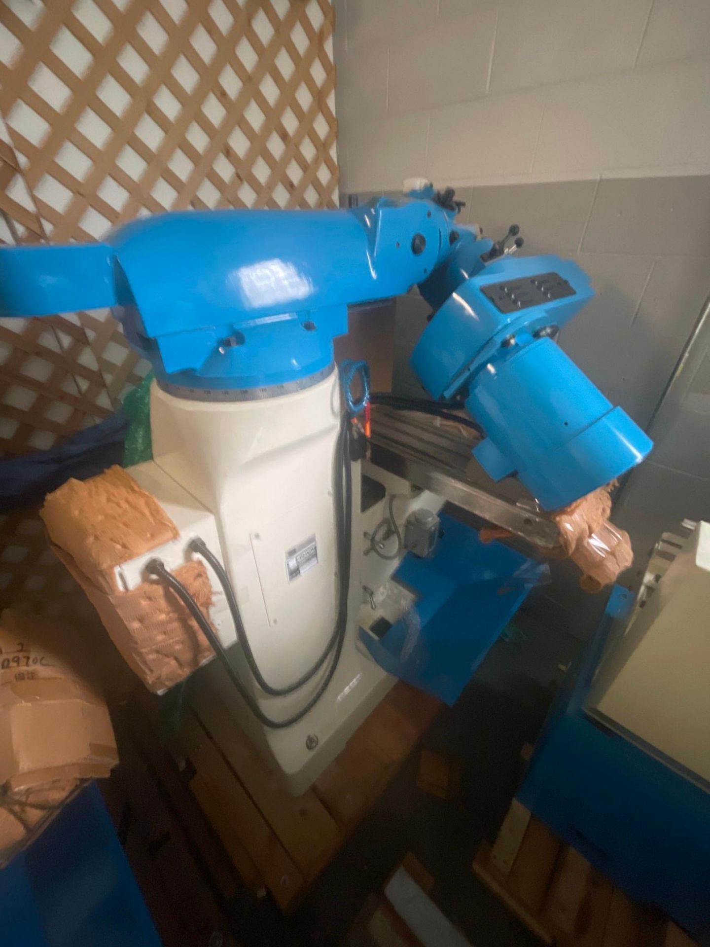 SUMMIT EVS-349B VERTICAL MILL (KNEE MILL 3HP), YEAR 2016 - SN 8956 - Image 3 of 7