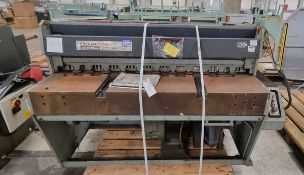 Edwards Model 3.25/1250/00, 600 Truecut direct drive shearing machine 3.25mm. 415V