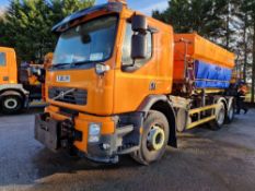 2010 (reg FJ10 LPN) Volvo FE 340 with Schmidt Stratos pre-wet gritter mount.
