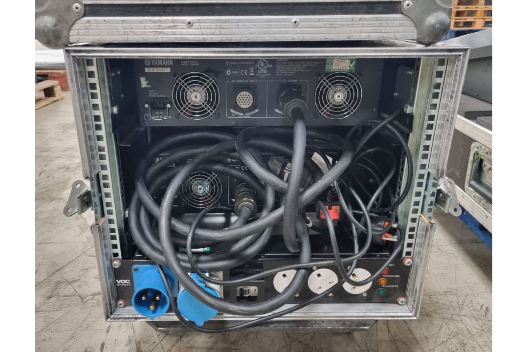 Yamaha PM5D 48 channel digital mixing console ( L 155 x D 125 x H 35cm) with 2 power supplies - Image 15 of 18