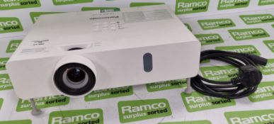 Panasonic PT-VW340z LCD projector - 3152 working hours - NO REMOTE OR LAMP