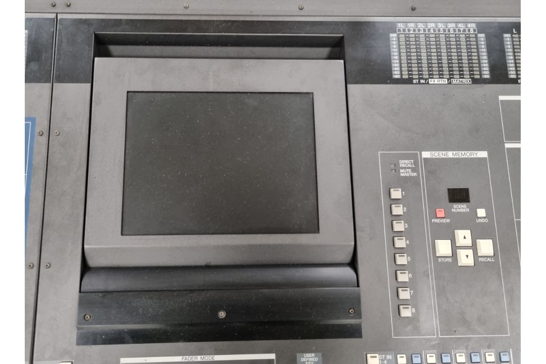 Yamaha PM5D 48 channel digital mixing console ( L 155 x D 125 x H 35cm) with 2 power supplies - Image 8 of 18